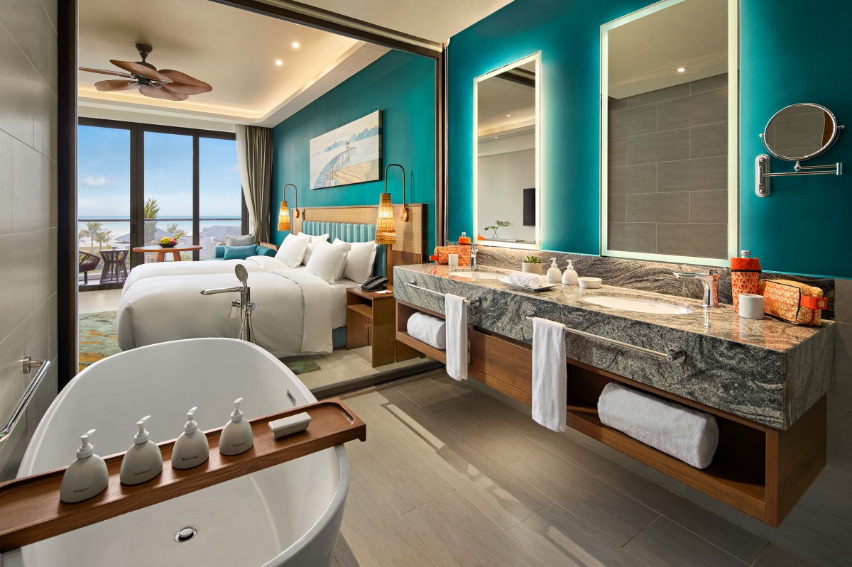 海景／灣景房以藍色為主色系。（圖片提供：悅榕集團）