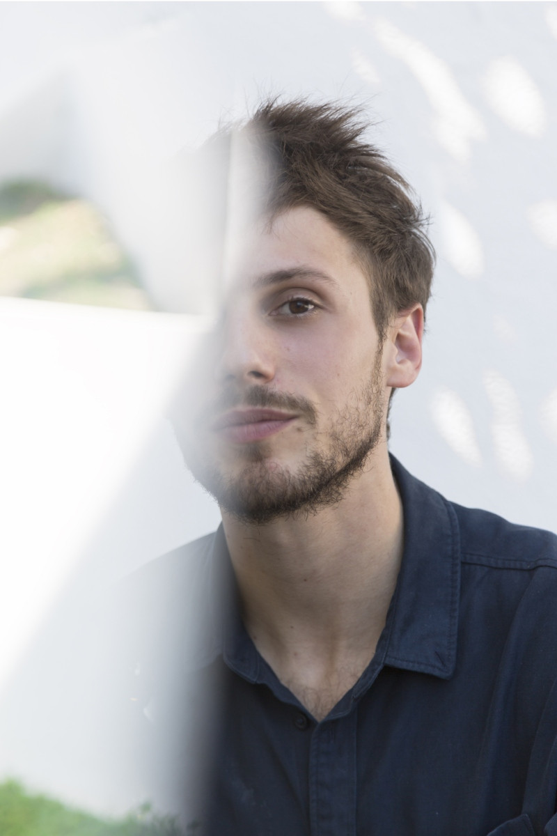 法國視覺藝術家Arthur Hoffner。（圖片提供：Van Cleef & Arpels）