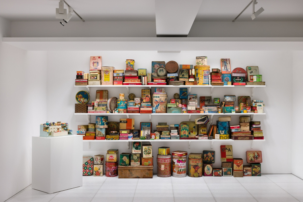 時永駿經常從1980年代的社會雜誌、新聞及商品包裝取材創作。（圖片提供：伊日生活）