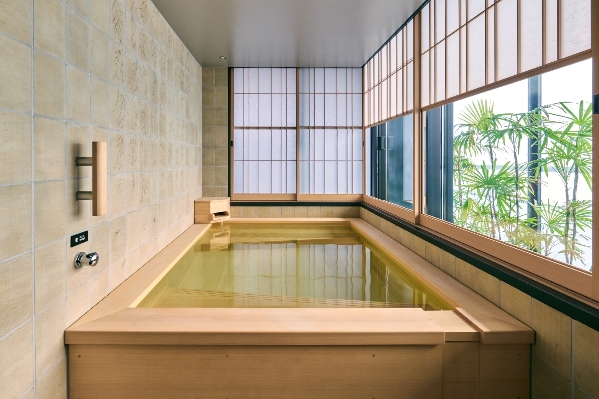 每間客房皆配有天然溫泉。（圖片提供：FUFU Japan）