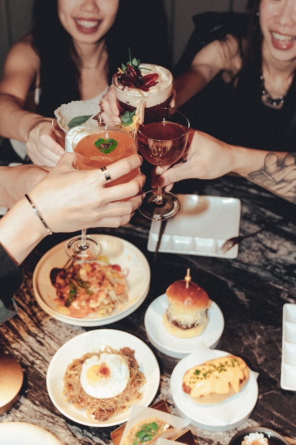 台中「CHAR CHAR」餐酒館！集燒肉牛排、Tapas、亞洲50大BAR MOOD調酒三重享受