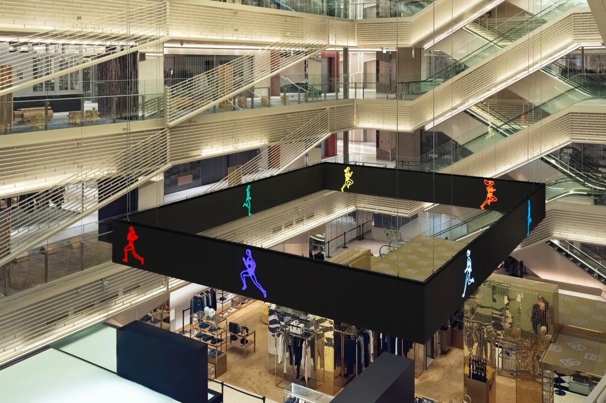 GINZA SIX全新藝術裝置《Marathon. Women.》（圖片來源：GINZA SIX）