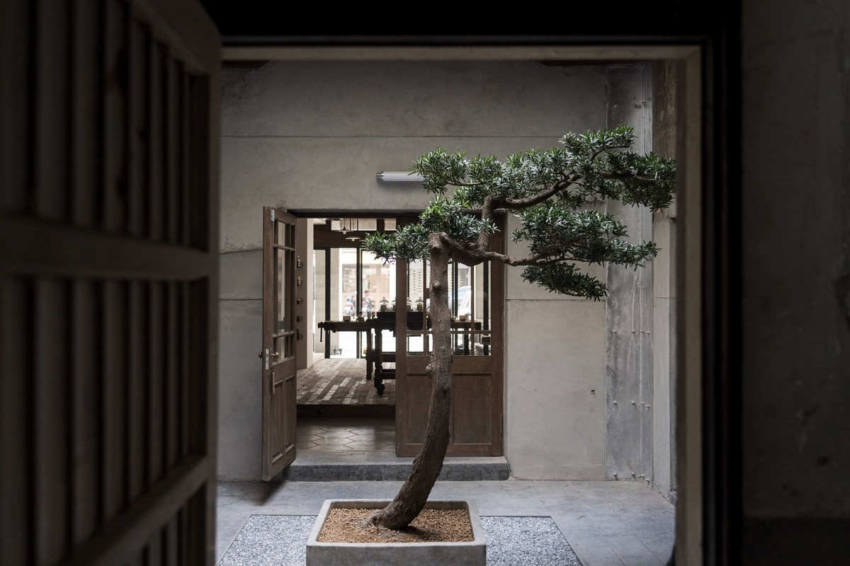 Le Labo台南獨家推出「書法題字」服務！盧米曬字書寫五福商店的祝福寓意