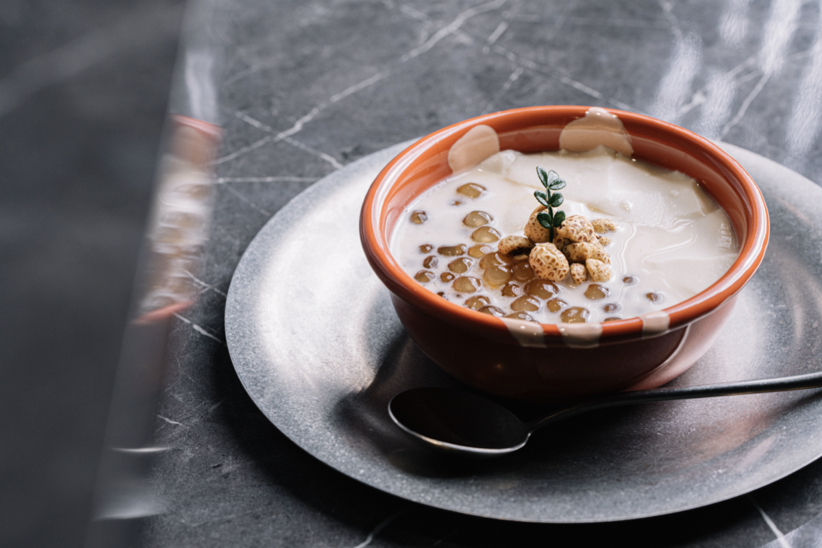 台北「無味定律Zero Sense」創意豆花專門店！揉入甜、鹹、麻、酒等元素，顛覆你對豆花的印象