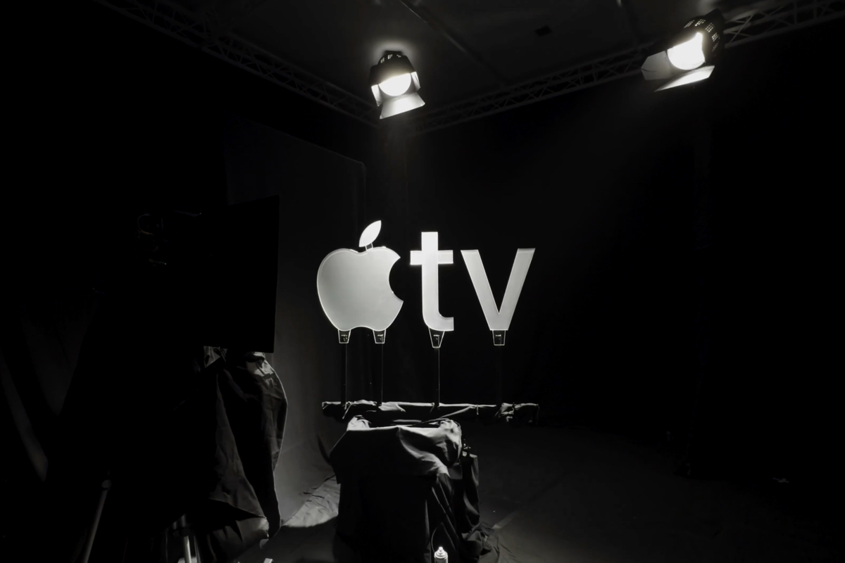 Apple TV全新片頭動畫靠「實景拍攝」煉成！磨砂玻璃、多彩燈光交織成幻彩蘋果