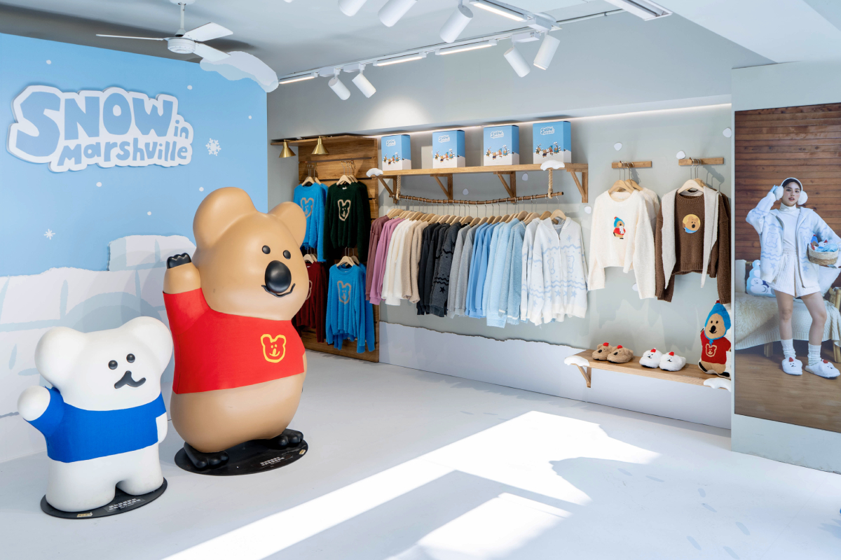 DINOTAENG × AIR SPACE