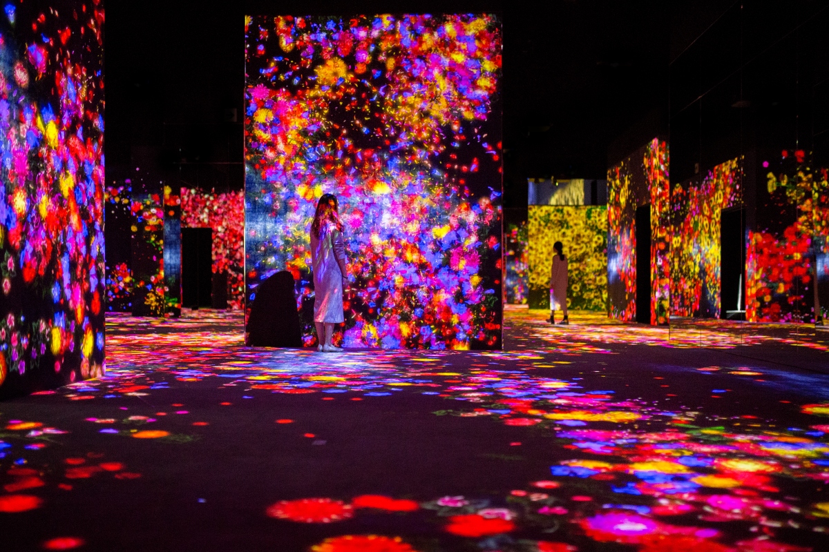 Forest of Flowers and People_ Lost, Immersed and Reborn © teamLab