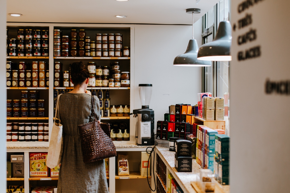 超過半數（55%）的旅人表示他們會考慮專程前往餐具或廚房用品聞名的旅遊目的地，台灣旅人更達 81%，於全球排名第3高。（圖片提供：Booking.com）