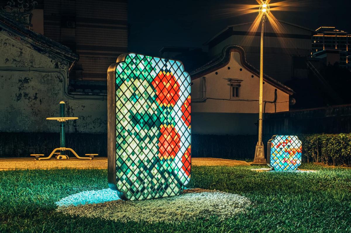 陳肇彤《窗形像素》。（圖片提供：草字頭）