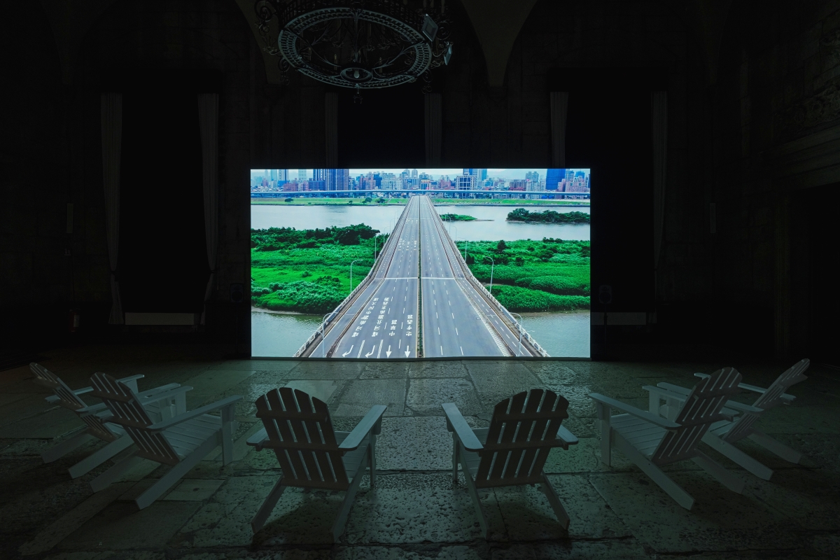 〈扁平世界〉（2024）展出於2024威尼斯雙年展台灣館。（圖片提供：臺北市立美術館）