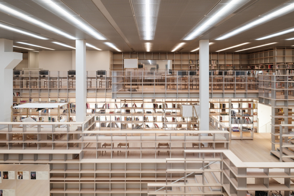 Espace Gabrielle Chanel坐落上海當代藝術博物館3樓，除圖書館外，一併設置劇場、設計中心及休閒平台。（圖片提供：Chanel）