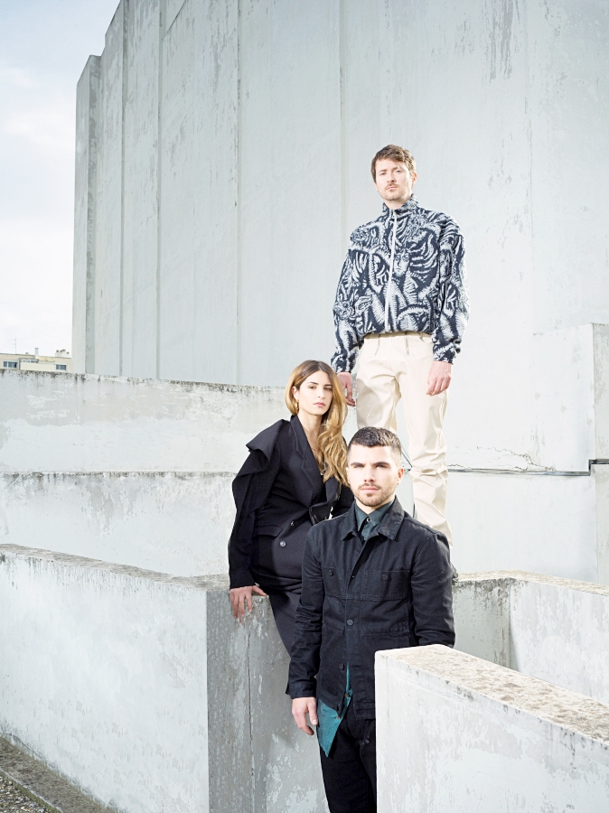 Jonathan Debrouwer、Marine Brutti、Arthur Harel 於2013年創立 (LA)HORDE，以顛覆傳統芭蕾、結合現代議題與邊緣文化的大膽創作聞名（由上至下）。（圖片提供：Van Cleef & Arpels）