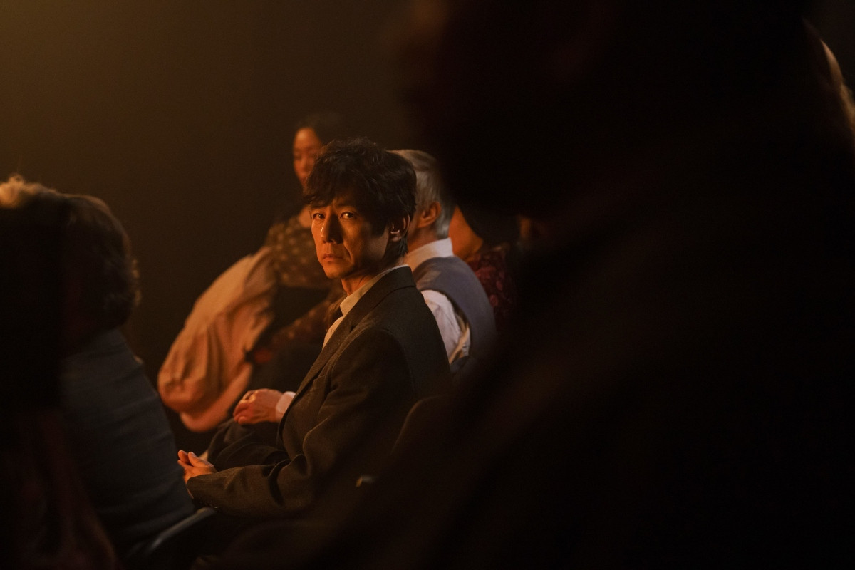 卻還是迫使賢治面對心中的自責、糾結等複雜感受，最終他選擇逃離現場。（圖片提供：甲上娛樂）