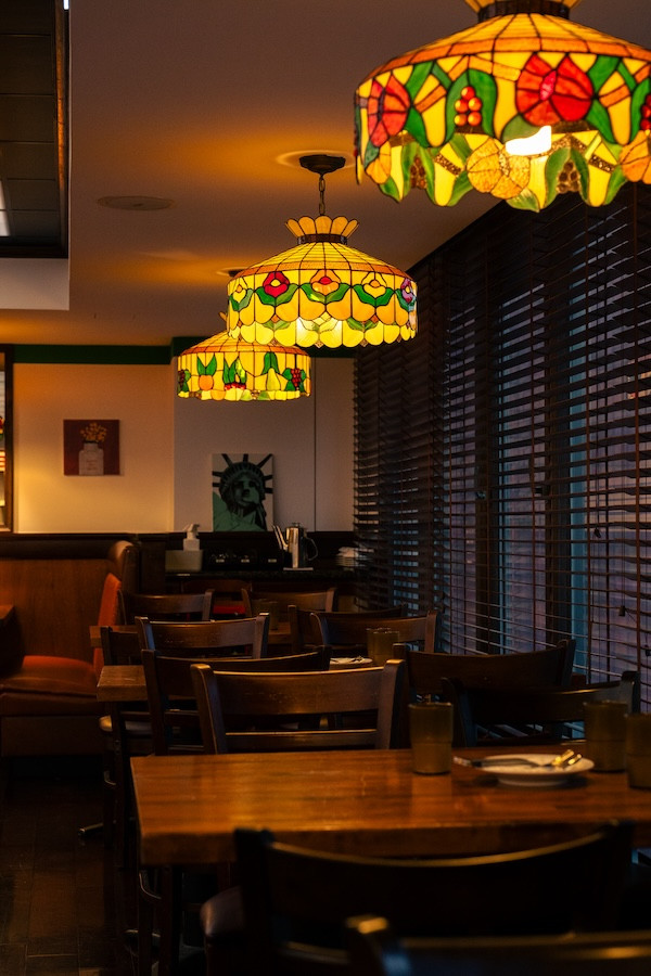 貓下去新據點「民生早午餐」：承接双聖美式餐廳舊址，重新描繪90年代的台北故事