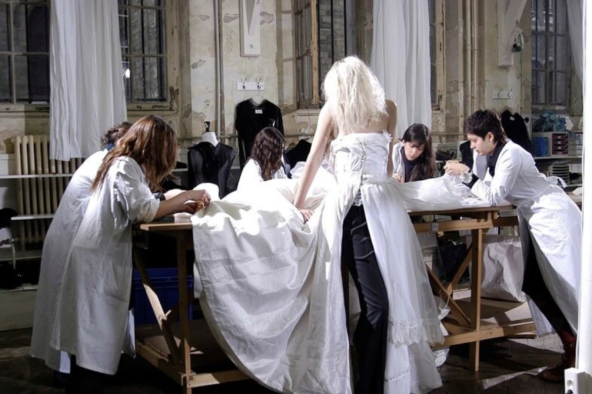 Maison Margiela首座住宅在杜拜！融入解構、視覺錯視設計手法的奢華住所