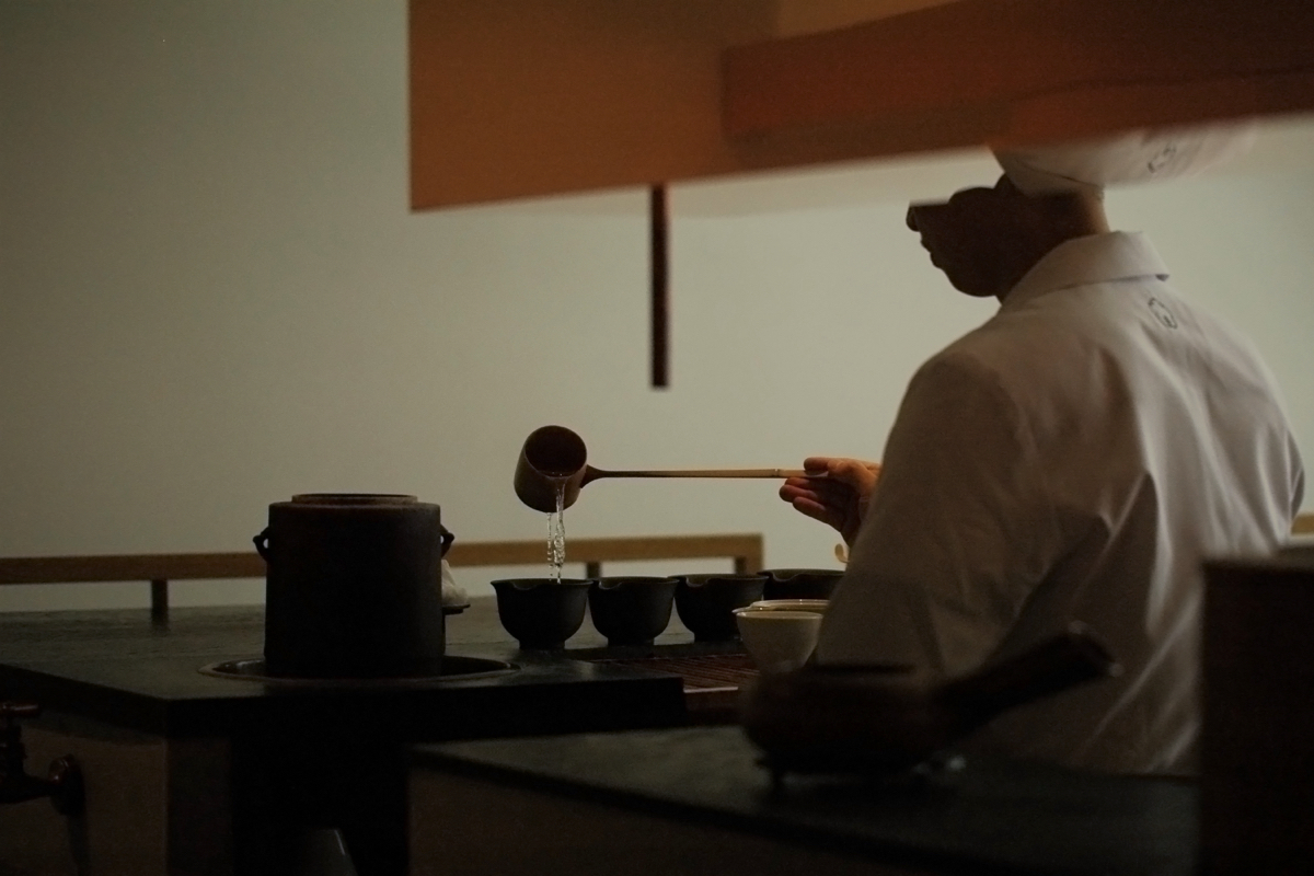 CNN盛讚！專訪東京「櫻井焙茶研究所」櫻井真也：從24節氣茶到吧台式品茗，掀起日本茶的品味與產業革新