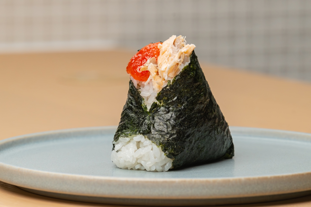 雙拼口味：烤鮭魚╳醬油漬鮭魚卵筋子（圖片提供：一粒萬福）