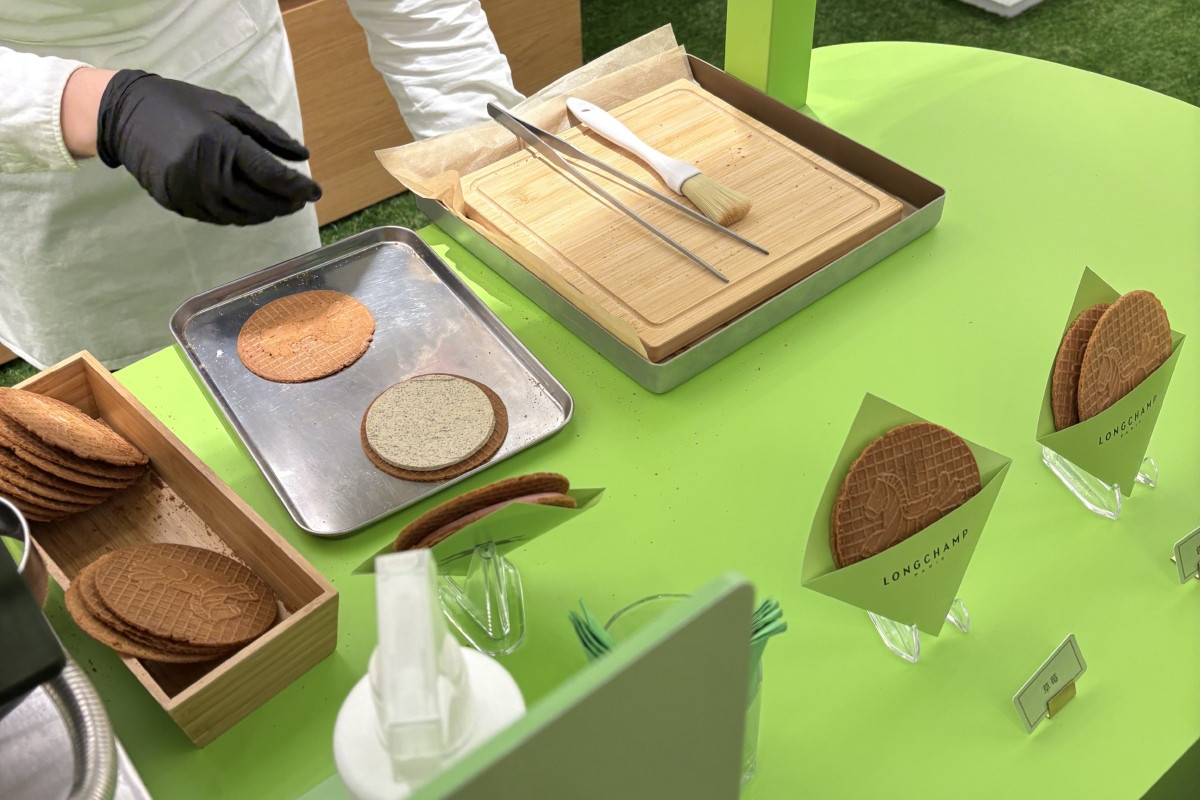 內餡可選擇草莓或鐵觀音口味。＊實際供應狀況以現場為主。（圖片提供／攝影：Ning Chi）