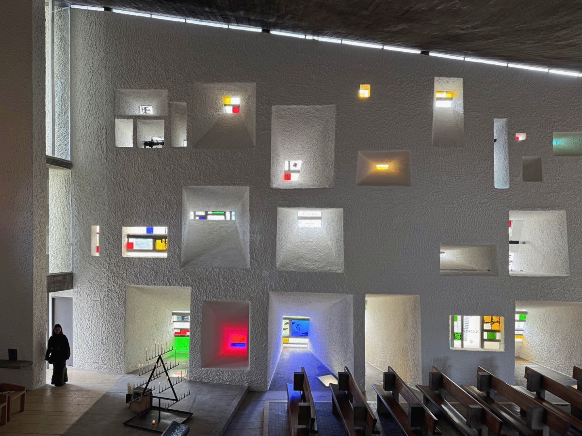 廊香教堂。（圖片提供：樂美成）