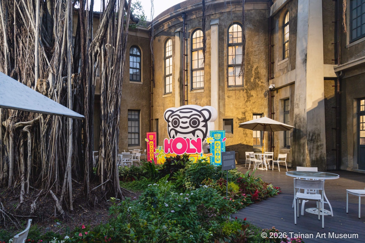 展覽與Paparaya 《虎爺實習中》及HOLLY YA合作，館內處處可見不同樣貌的虎爺身影。（圖片提供：南美館）