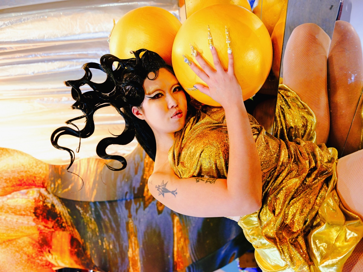 《愛浮露倍帝的爆誕》演出照。（圖片提供：恆成紙業）