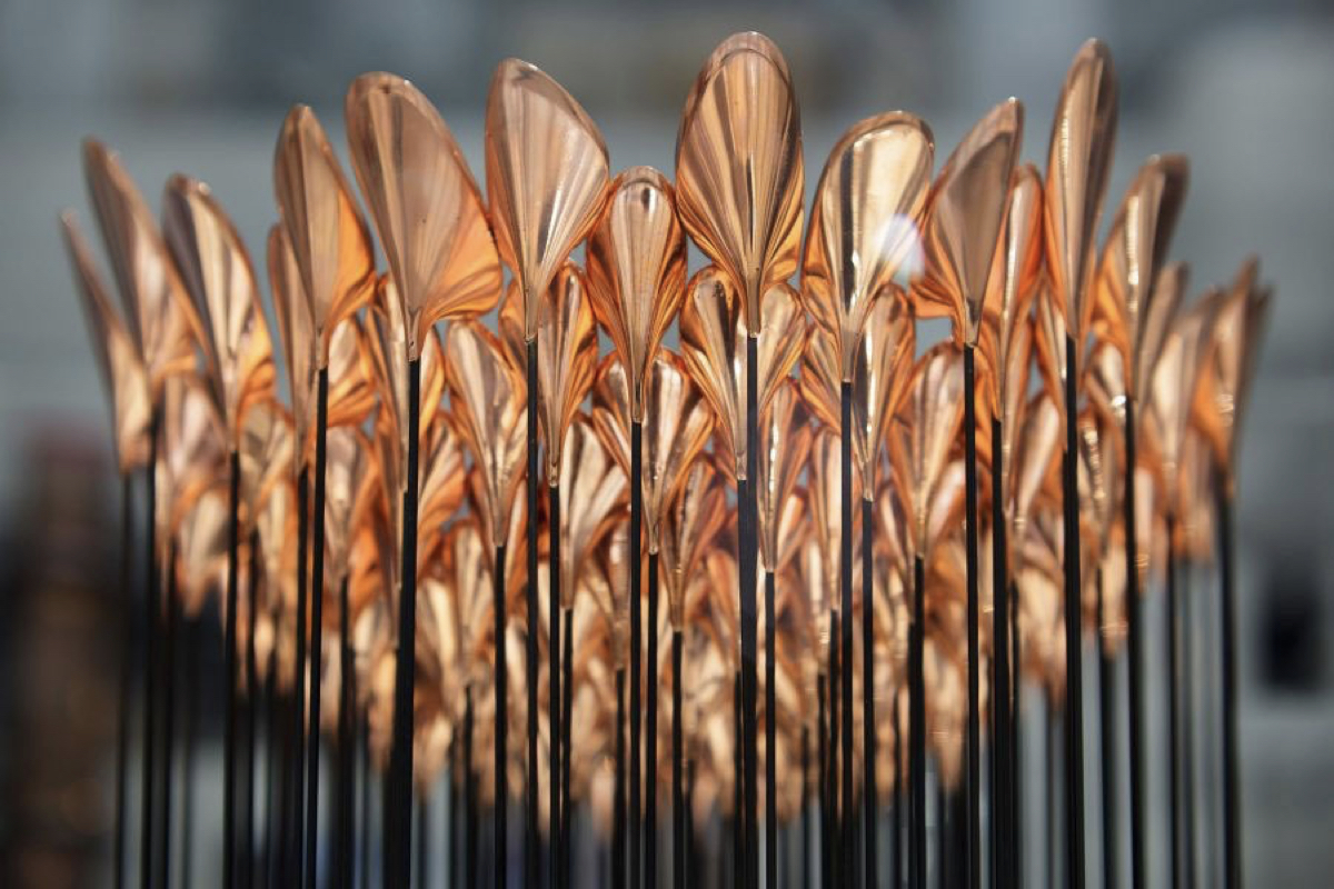 2026米蘭冬奧「聖火台」設計！以太陽為意象打造，致敬達文西繩結幾何與自然交織之美