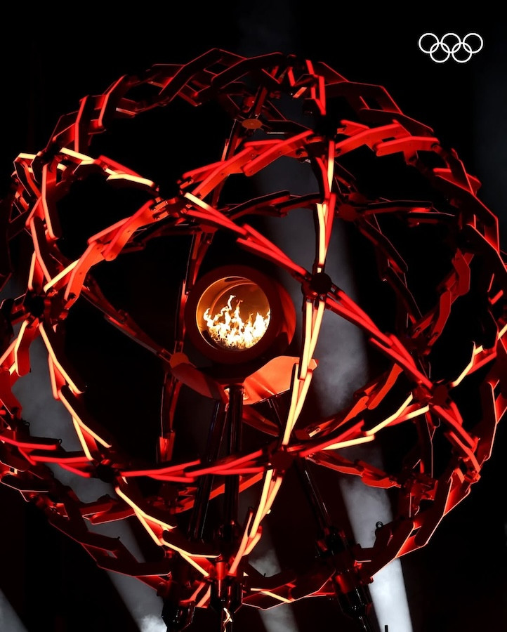 2026米蘭冬奧「聖火台」設計！以太陽為意象打造，致敬達文西繩結幾何與自然交織之美
