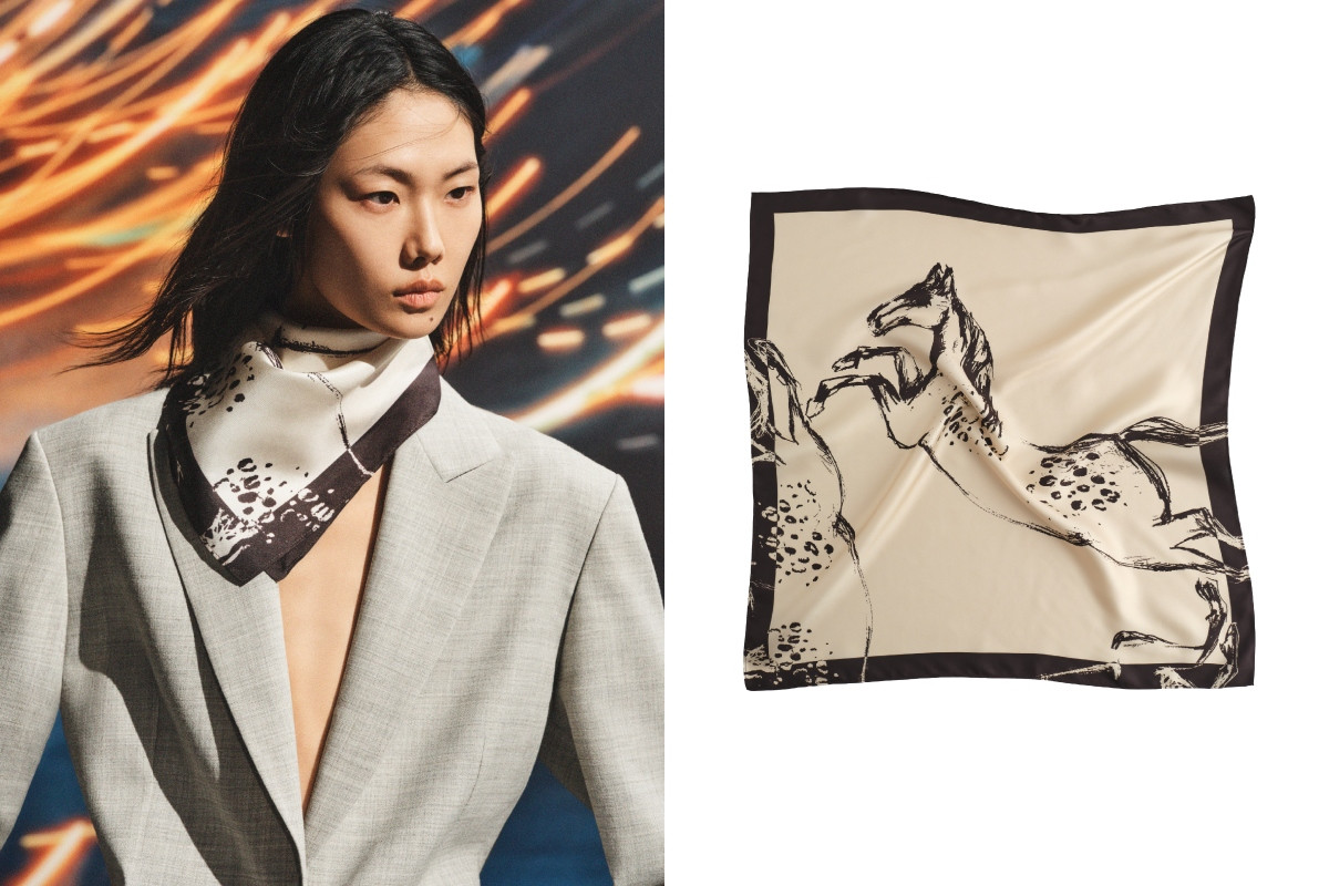 COS馬年限定系列印花真絲方巾，參考價格 NT$1,700。（圖片提供：COS）