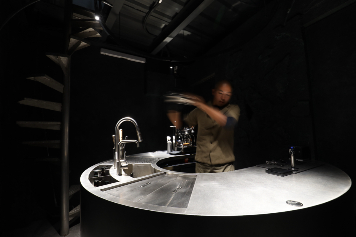 台北小南門「Dew」咖啡廳！以植物、節氣為靈感的神秘風味實驗室