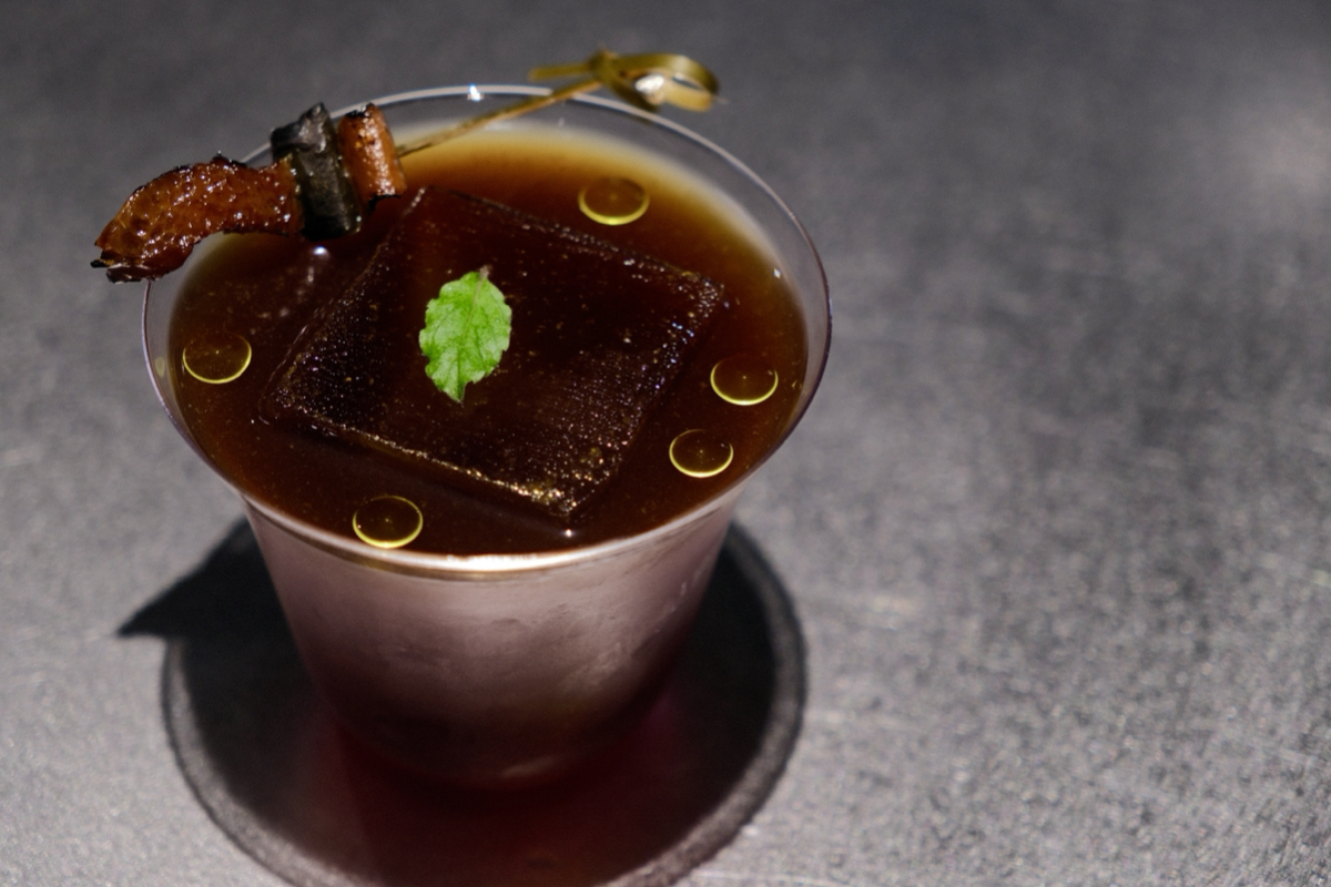 台北小南門「Dew」咖啡廳！以植物、節氣為靈感的神秘風味實驗室