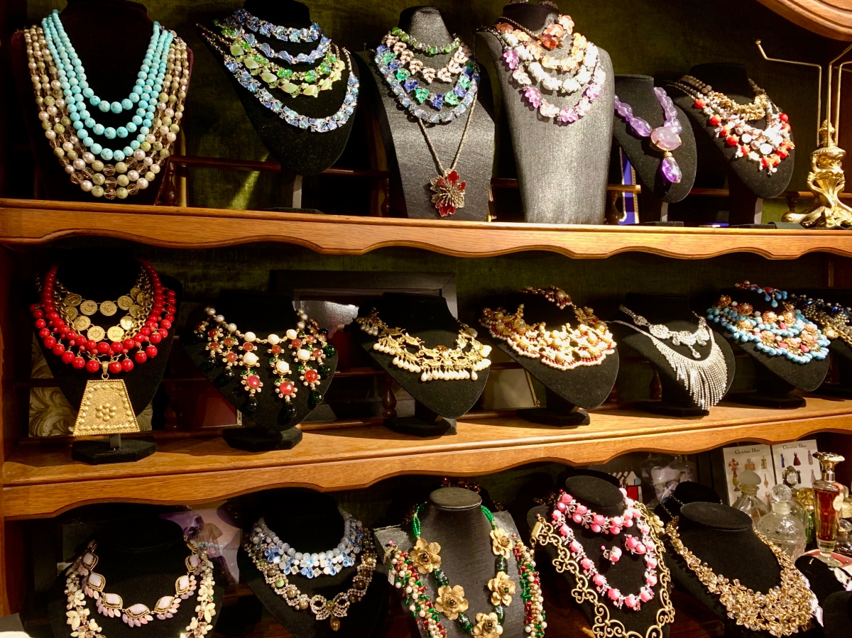 藏香經典首飾（圖片提供：台北蚤之市）