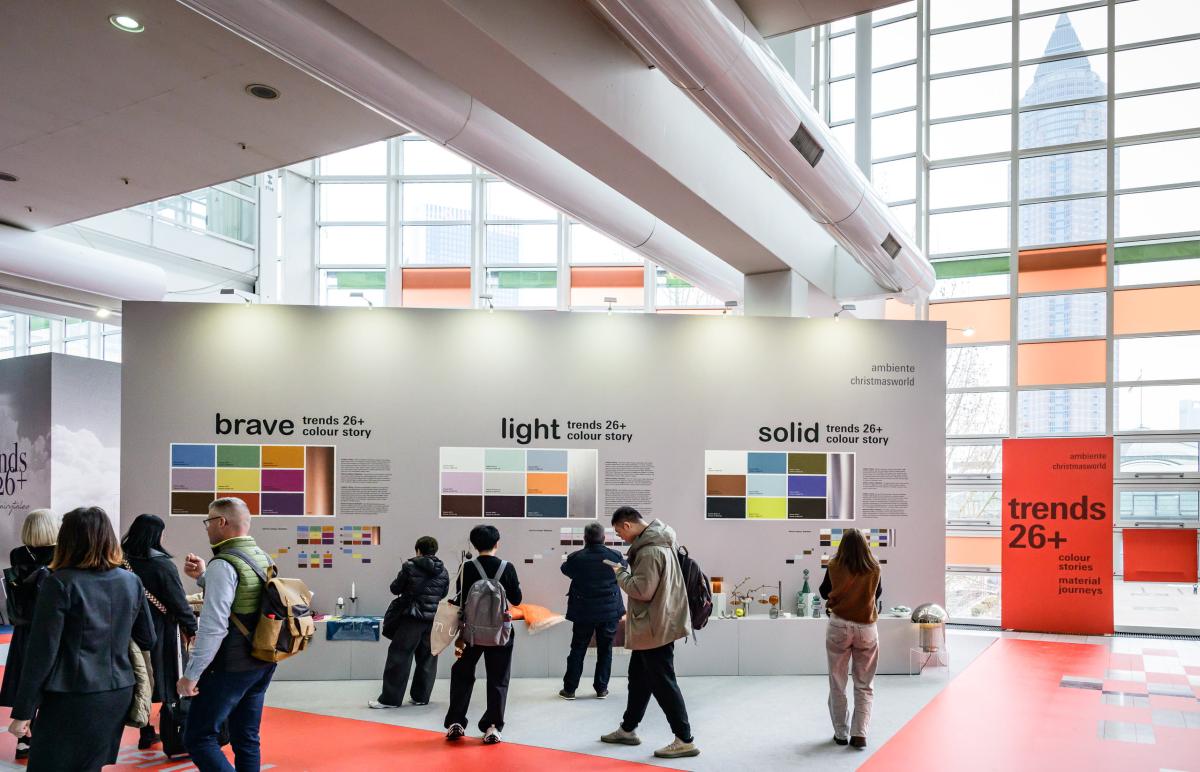 展出 2026 年消費品設計 3 大關鍵字 BRAVE、LIGHT、 SOLID 的「Trends 26+」展區。（圖：Messe Frankfurt Exhibition GmbH / Pietro Sutera）