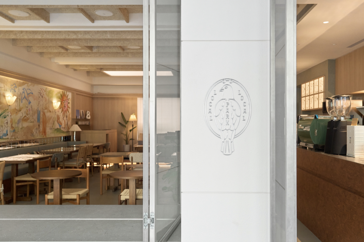 台北「Local Local Park」全日餐酒館，結合泰式餐桌、現場駐唱的城市客廳