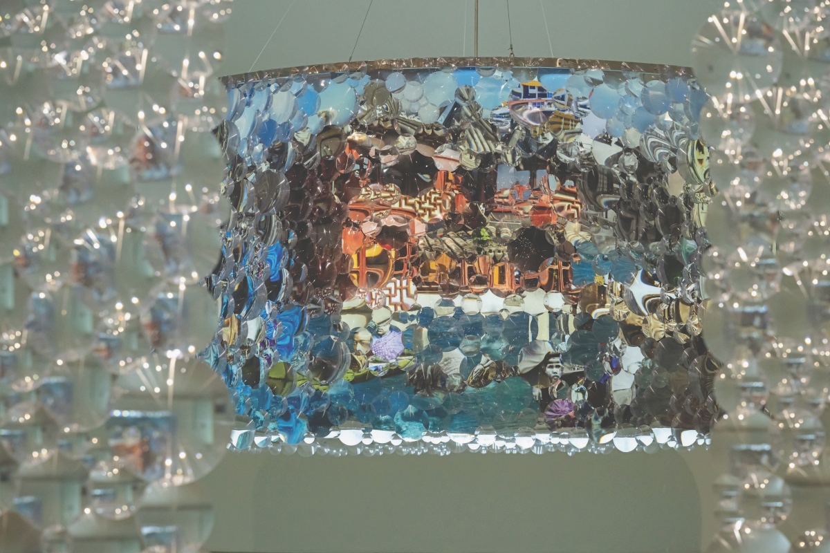 Gajah Gallery，Suzann Victor〈City Lantern〉，2025。（圖片提供：藝術家與Gajah Gallery）