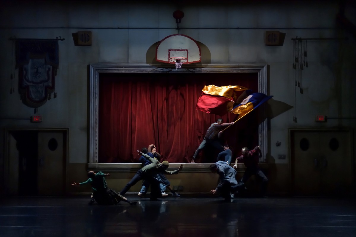 《集會遊戲》劇照。（攝影：Michael Slobodian，圖片提供：國家兩廳院）