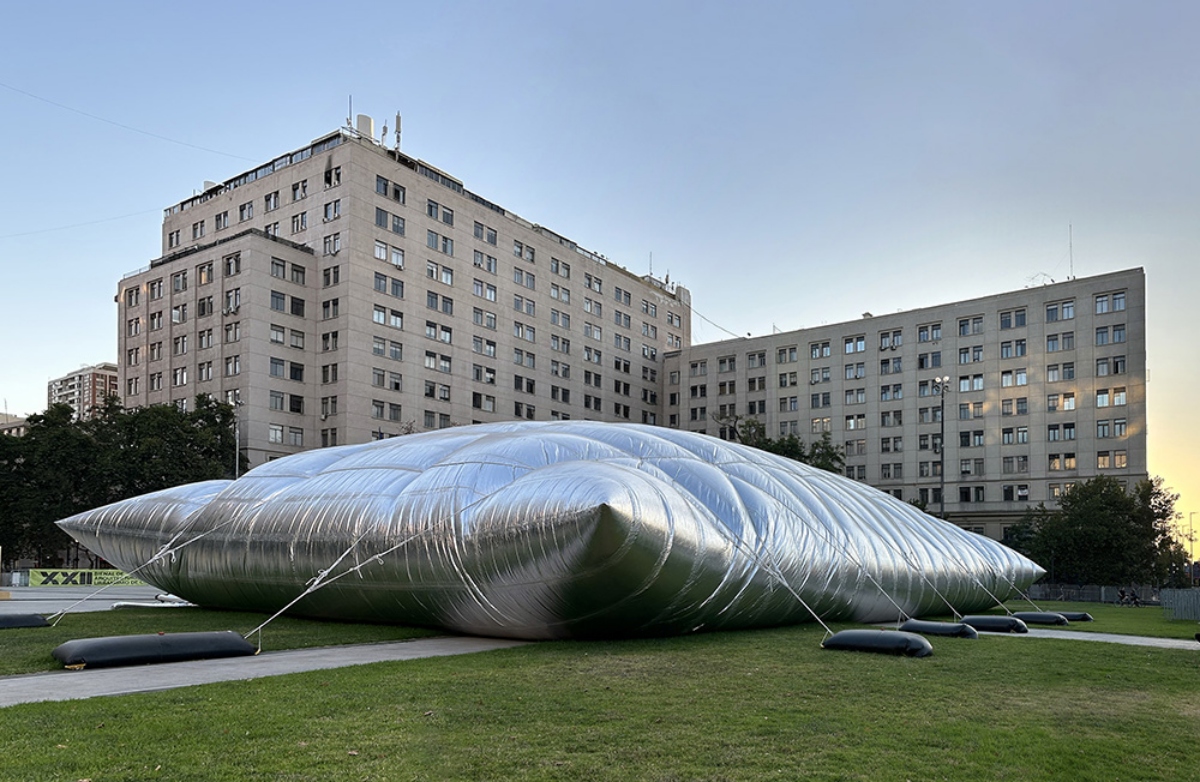 Santiago,Chile｜Guatero （水袋），2023（攝影：Smiljan Radić）