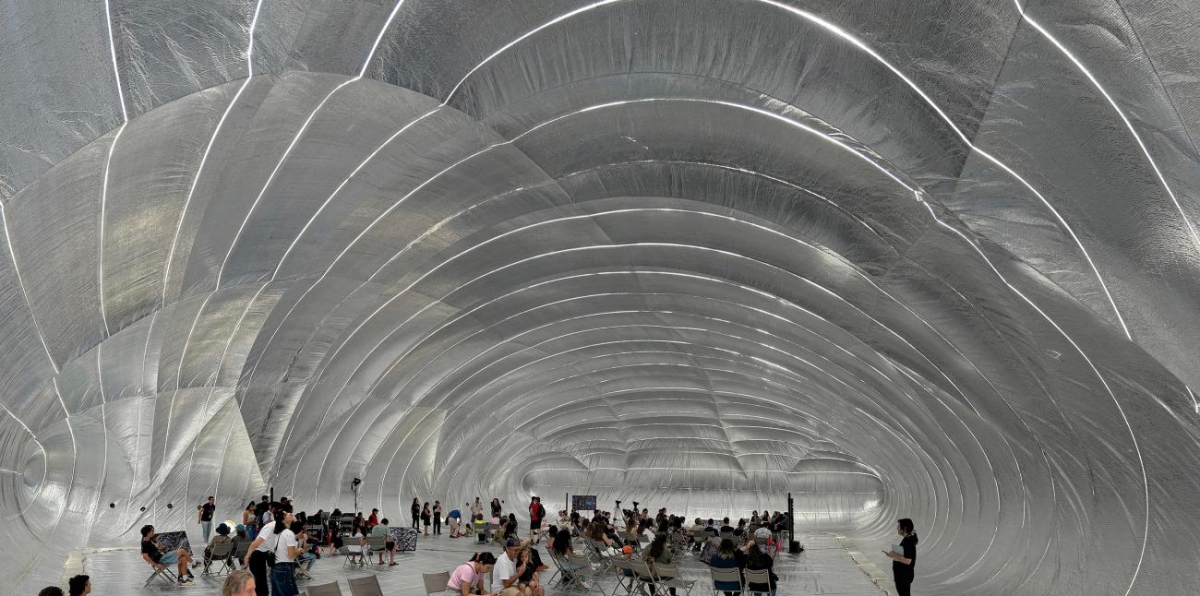 Santiago,Chile｜Guatero （水袋），2023（攝影：Smiljan Radić）