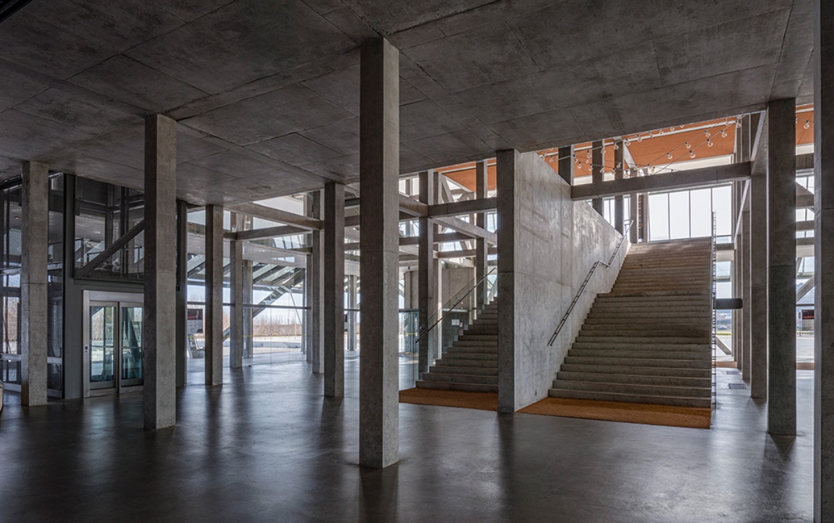 Teatro Regional del Biobío（比奧比奧劇院），2018（攝影：Hisao Suzuki）