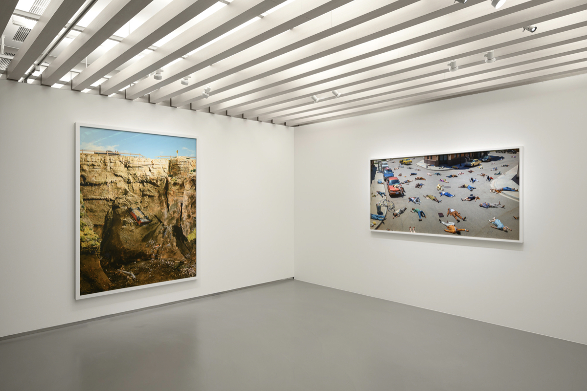 Alex Prager個展登陸TAO ART！電影美學造視覺迷宮，用荒謬美景反映當代集體焦慮