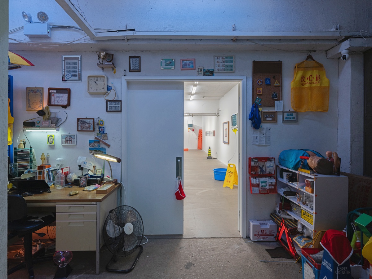 《救⼼員》展覽現場，2025年。（圖片提供：安全口畫廊及藝術家）