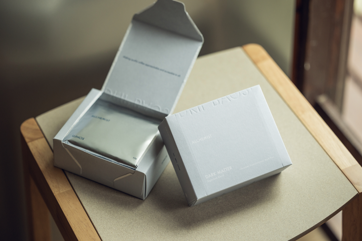 新加坡精品咖啡Alchemist大安店開幕！百年日式老屋、自家烘焙、咖啡渣再生家具等亮點