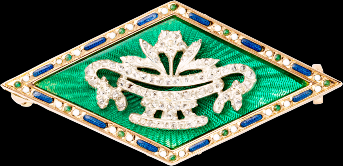 胸針 — 14K黃金與玫瑰金、銀、琺瑯及鑽石(Cartier 巴黎，1907年)。（圖片提供：Cartier）