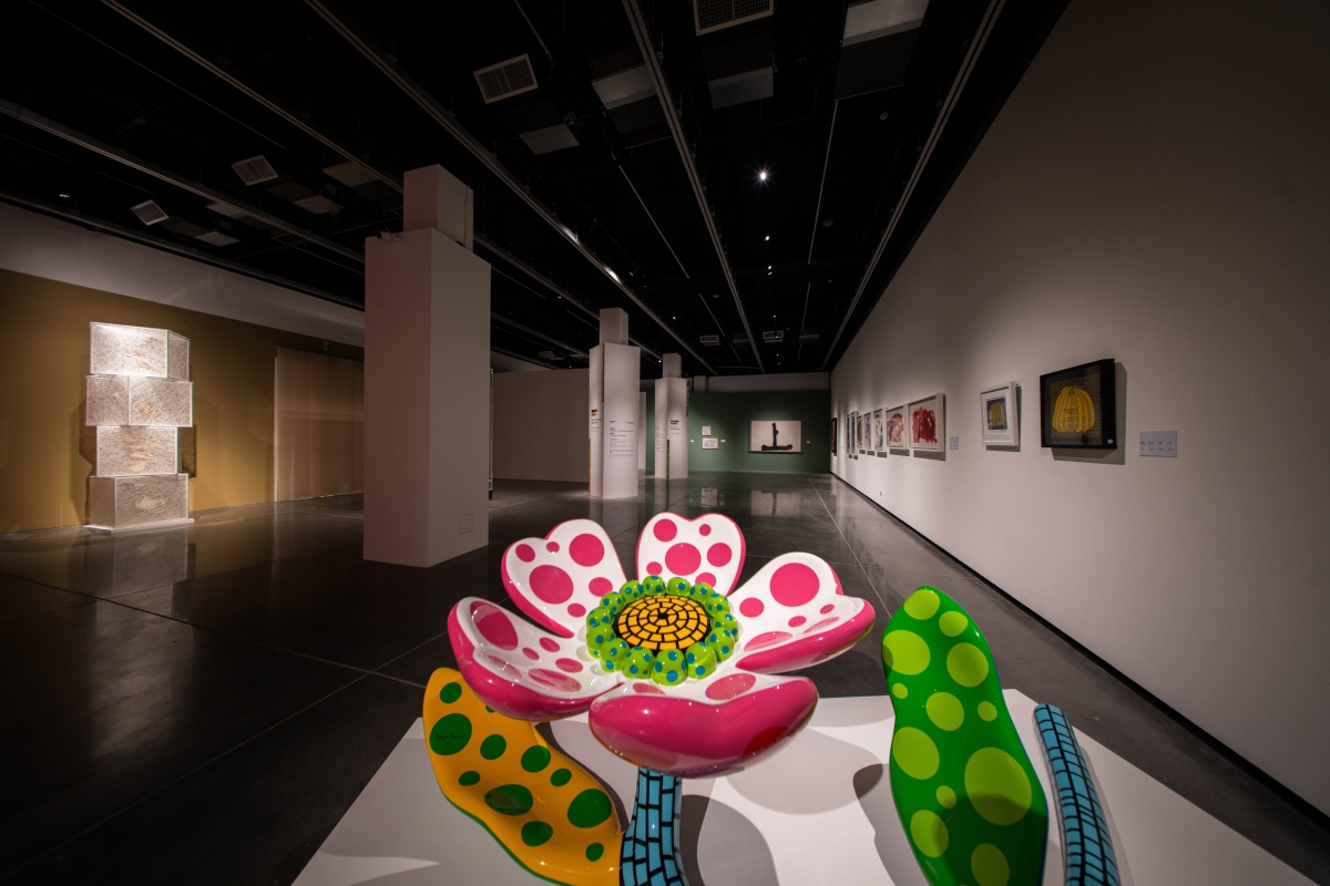 屏美館開幕首展《當繁華盛開》展場一隅（圖片提供：蔚龍藝術）