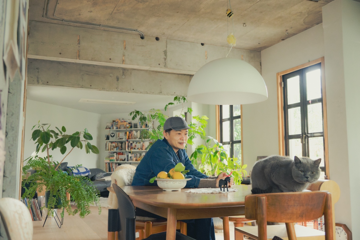 目前家中仍保持空間當初的純粹。（攝影：傅詩翔）