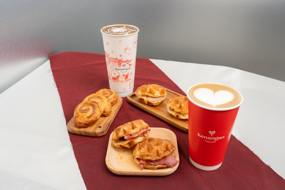 凱娜克烘焙輕食系列，同樣用百元有找的親民價格登場。（圖片提供：凱娜克咖啡）