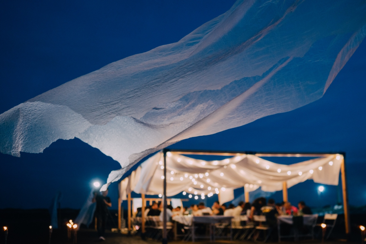 「彰化芳苑」是一個臨海、以農為主的彰化漁村。而自2024年發跡以來，「風灣的船」每年的餐桌皆有不同內容的成果展現。（圖片提供：風灣的船）