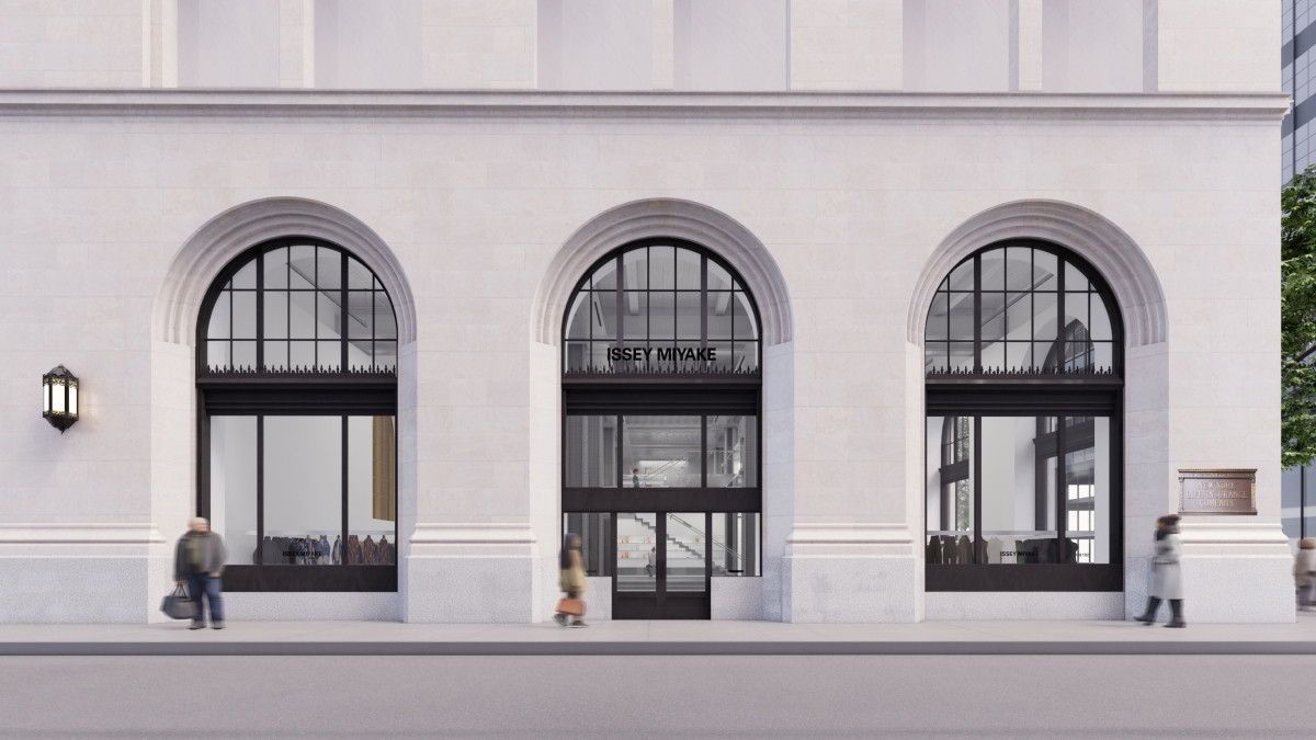 哈德遜街119號門市關閉後，坐落New York Life Building一樓的麥迪遜大道45號門市將接任紐約旗艦店；圖為其門面模擬。（圖片提供：Issey Miyake）