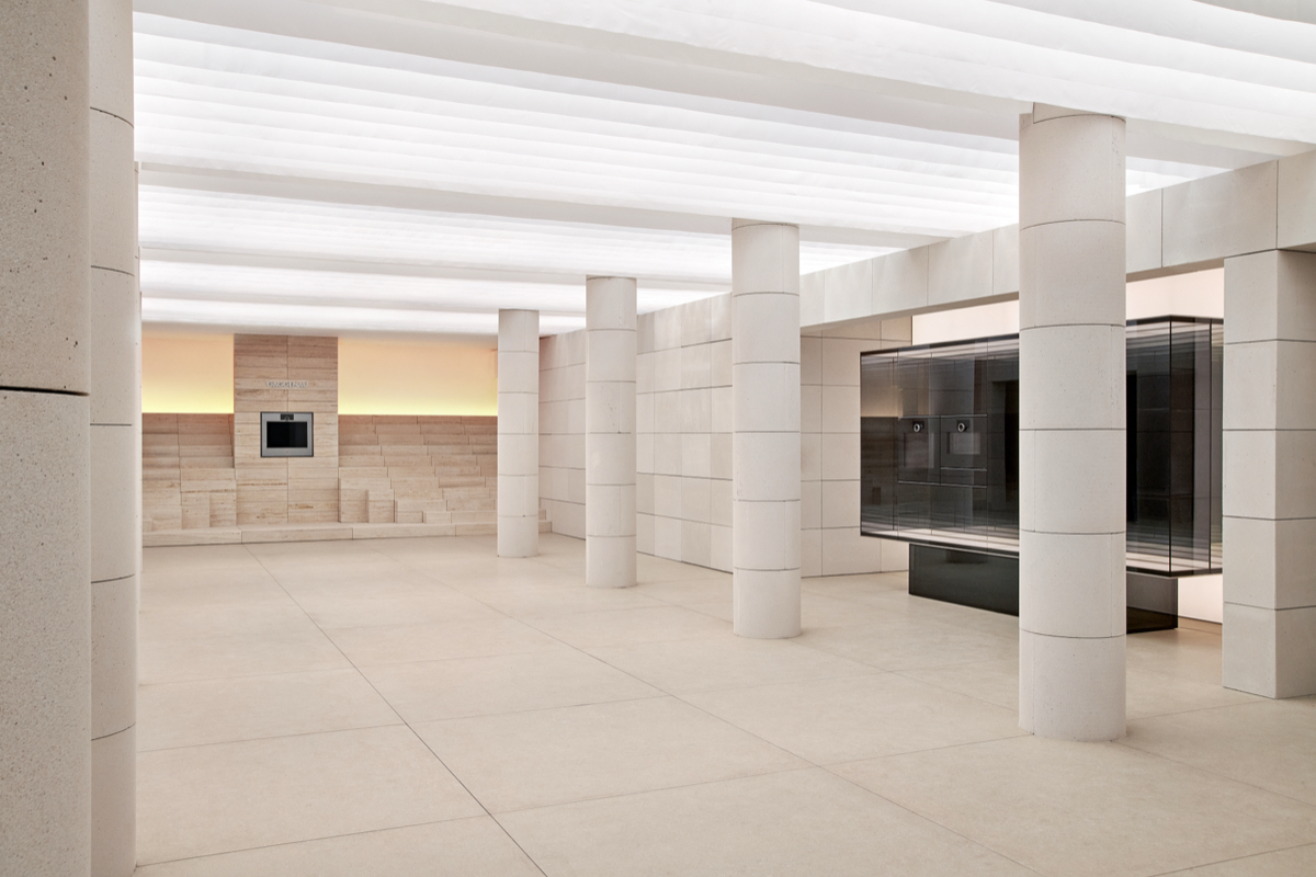 【2026米蘭設計週】德國頂級廚電Gaggenau「凝然聖域」把現代廚房搬進古老神殿，思考工藝的本質