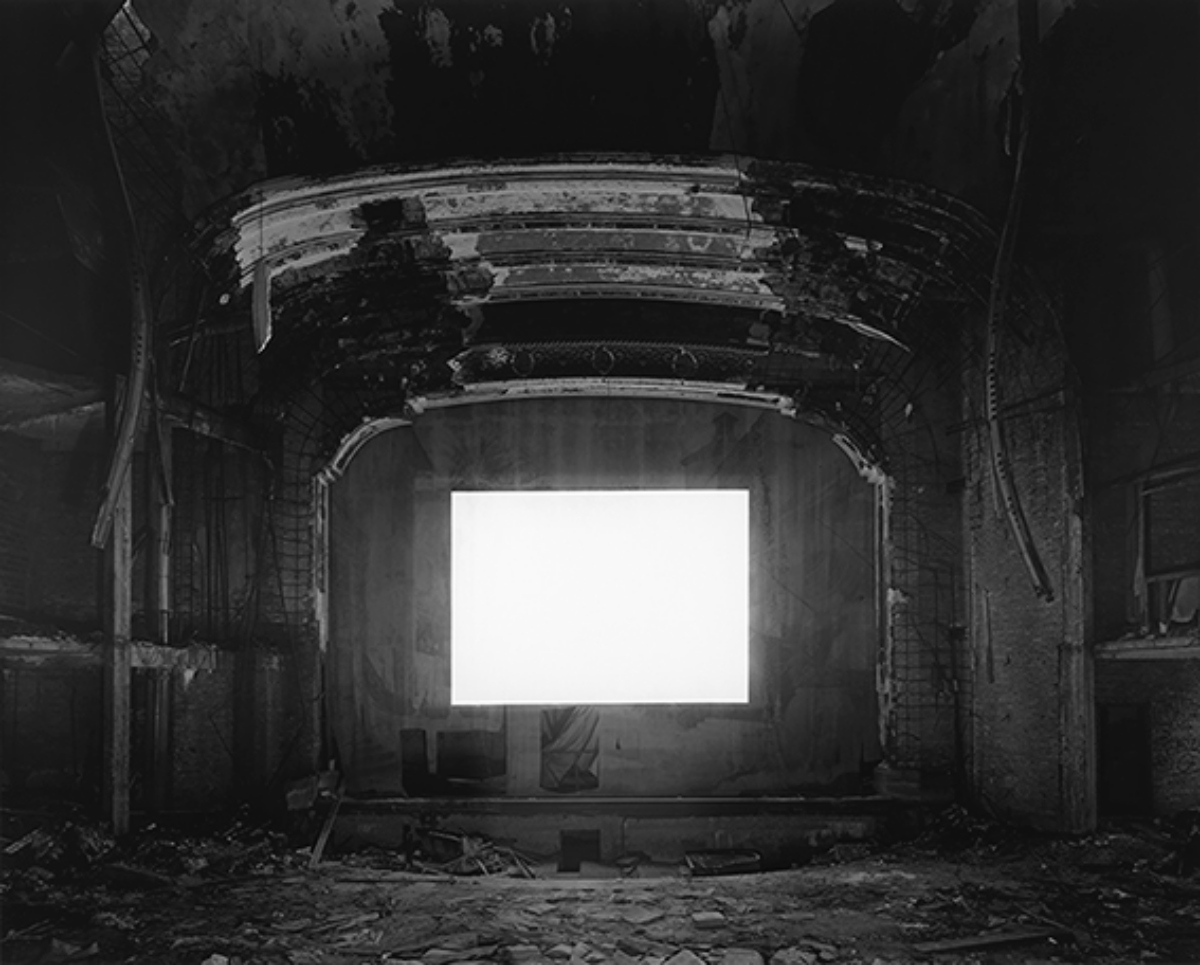 Palace Theater, Gary, 2015©Hiroshi Sugimoto / Courtesy of Gallery Koyanagi（圖片提供：「杉本博司　絶滅写真」HIROSHI SUGIMOTO: EXTINCTION）