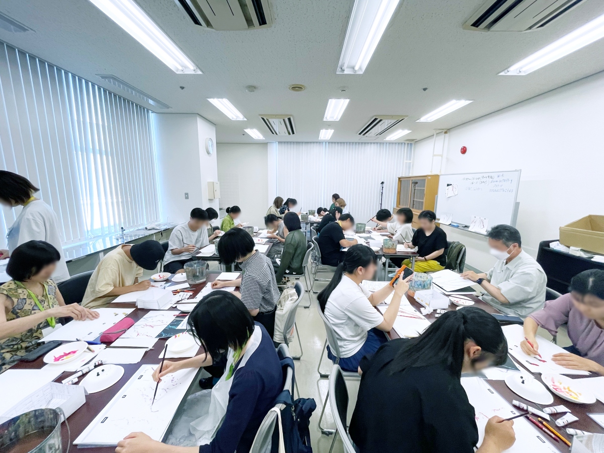 工作坊繪製煙火動畫的過程。（圖片提供：華映娛樂）